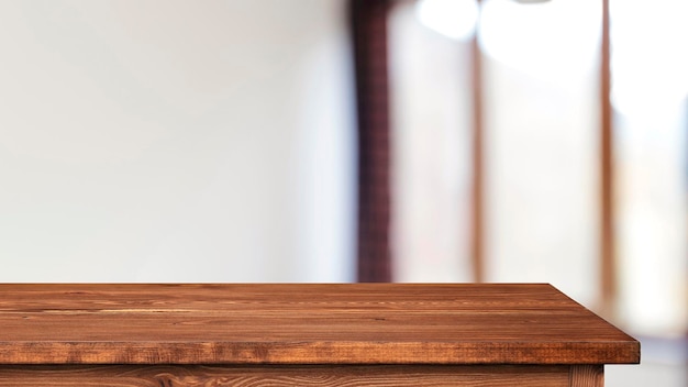 Table ou table en bois vide marron et intérieur de la chambre floue avec fenêtre et lumière