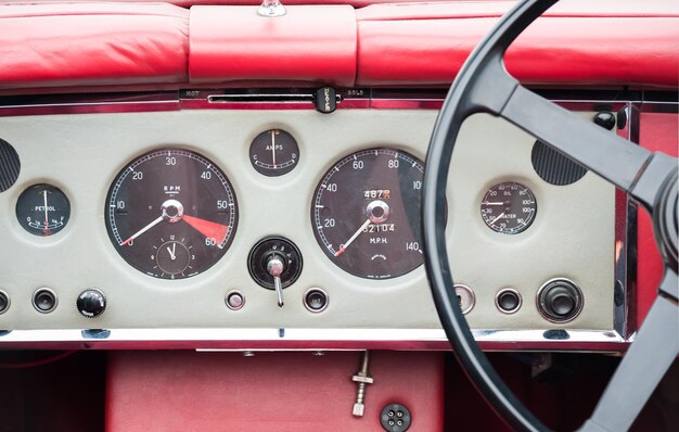 Photo tableau de bord d'une voiture vintage