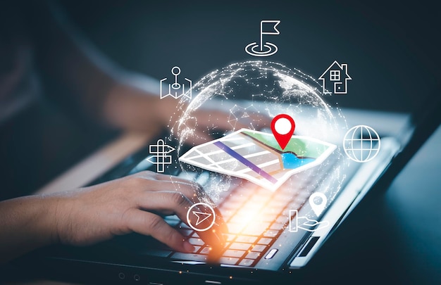 Tablette et navigation Monde virtuel et carte modèle avec point de localisation Icône de l'application GPS Cartes de voyage et recherche de lieux dans le système en ligne Tous les graphiques d'écran sont générésRecherche d'objectifs de voyage