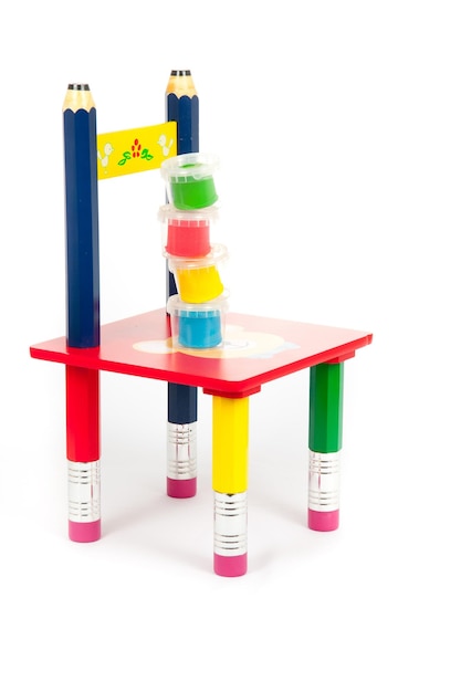 Tabouret avec jouets