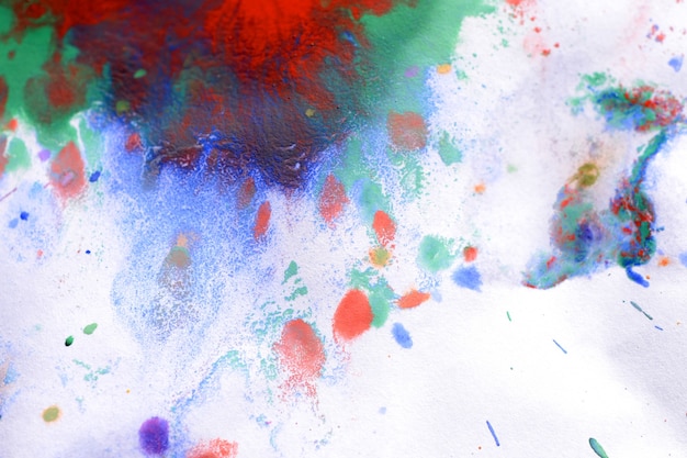 Taches de peinture multicolores, coulures, éclaboussures, mélange. Abstrait