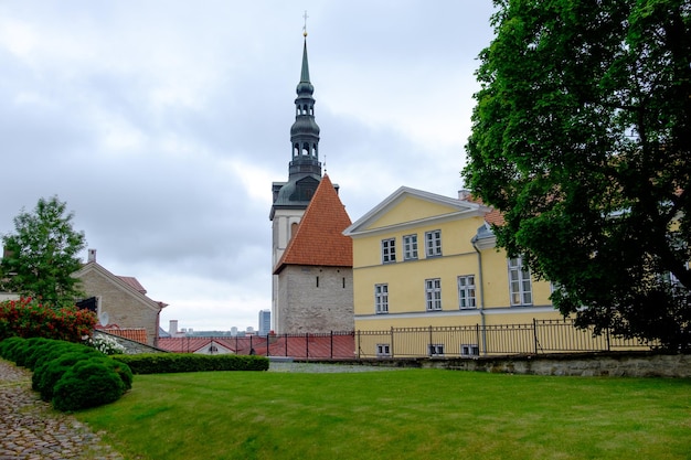 Photo tallinn est en estonie.