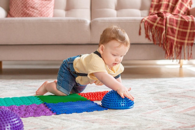 Tapis de massage des pieds de bébé pour tout-petits Exercices pour les jambes Tapis de massage orthopédique Prévention des pieds plats