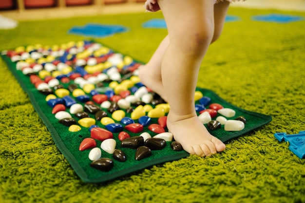 Photo tapis de massage pour enfants centre de développement pour enfants à partir d'un an