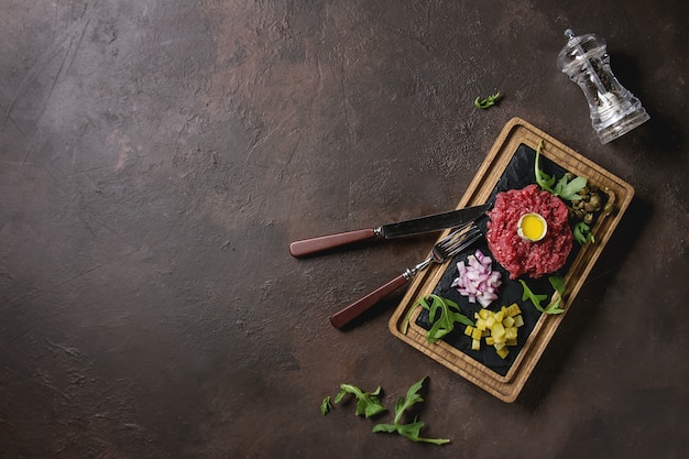 Tartare de boeuf à l&#39;œuf de caille