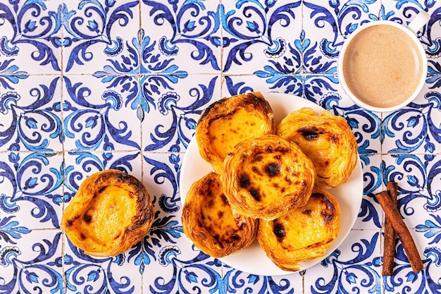 Tarte aux oeufs dessert traditionnel portugais pastel de nata