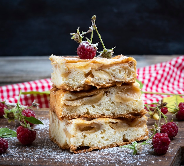 Tarte aux pommes carrée