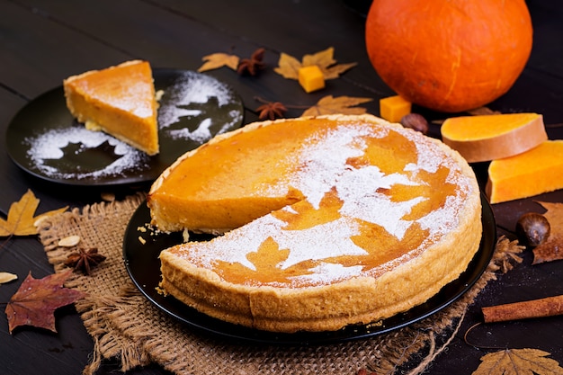 Tarte à la citrouille maison américaine. Nourriture de Thanksgiving.