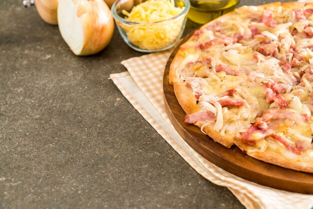 Tarte flambée pizza