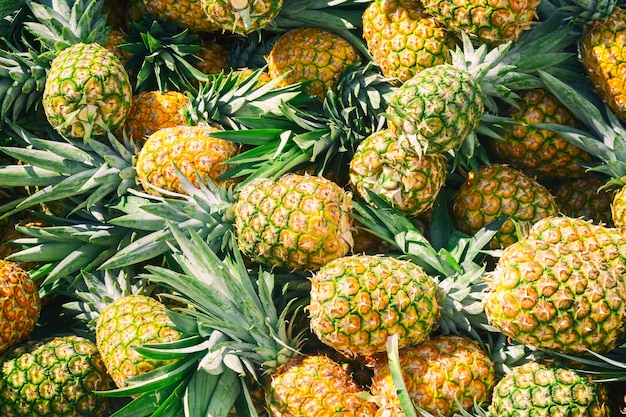 Tas d'ananas