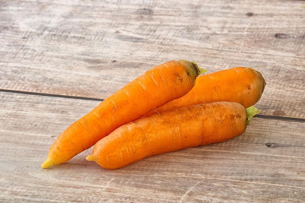 Le tas de carottes organiques naturelles de Yoiung