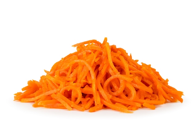 Tas de carottes en tranches isolées