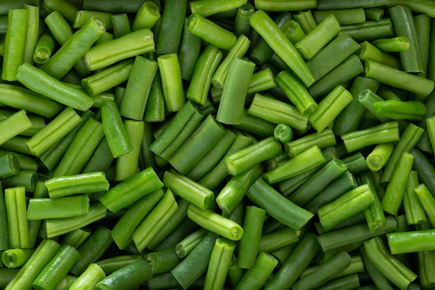 Tas de haricots verts frais haché