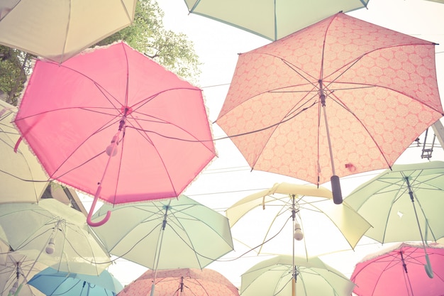 tas de parapluie pastel