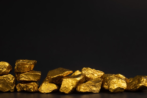 Un tas de pépites d&#39;or ou de minerai d&#39;or