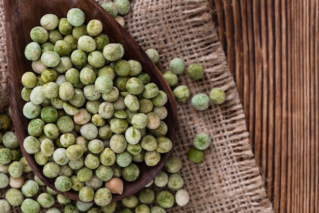 Tas de pois verts séchés