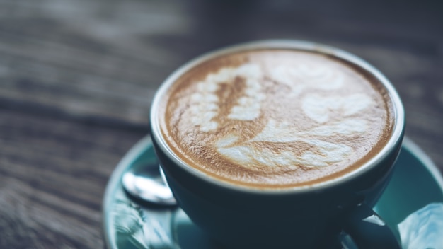 Une tasse de café au lait