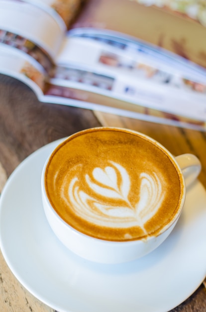 Tasse de café avec un bel art de Latte