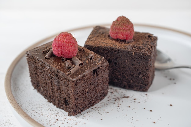 Tasse de café et brownie au gâteau au chocolat