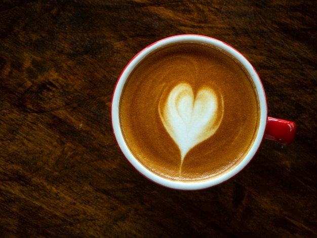 Tasse de café de coeur d&#39;art latte d&#39;amour