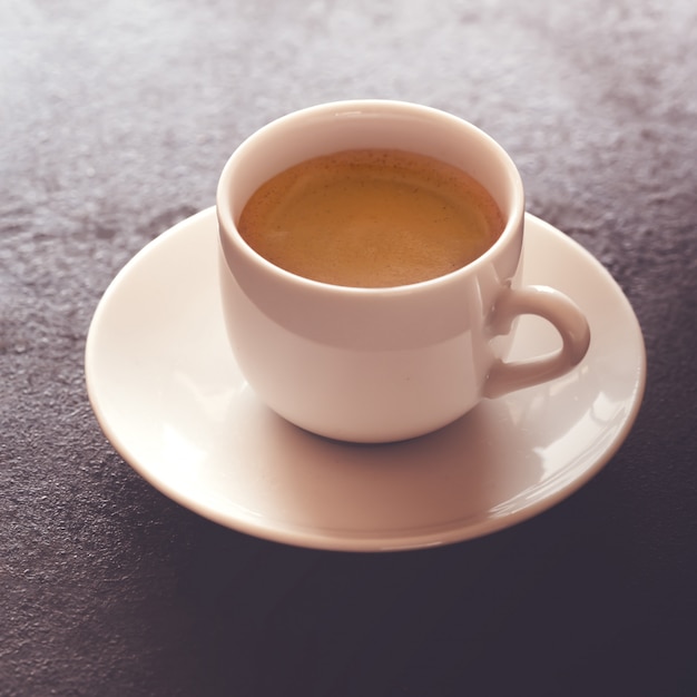 Tasse de café expresso sur une table