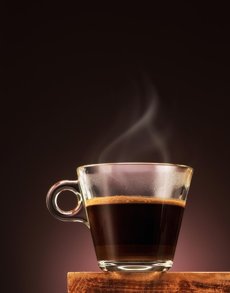 Tasse de café expresso à la vapeur