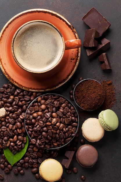 Tasse à café en grains de chocolat