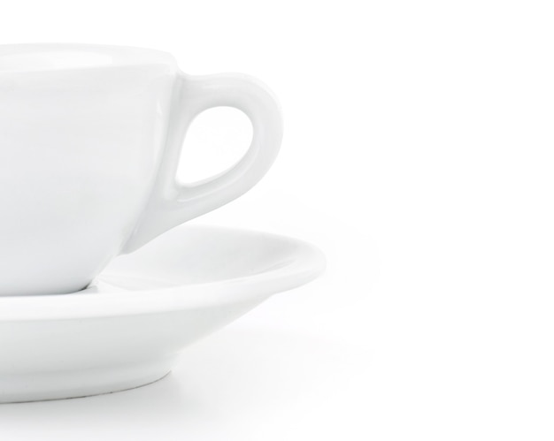 Tasse à café isolée sur blanc