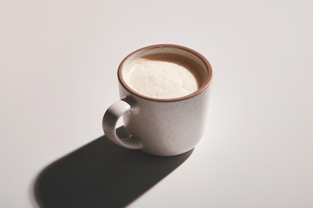 Tasse de café avec ombre