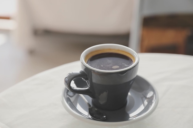 Tasse à café en tableau blanc