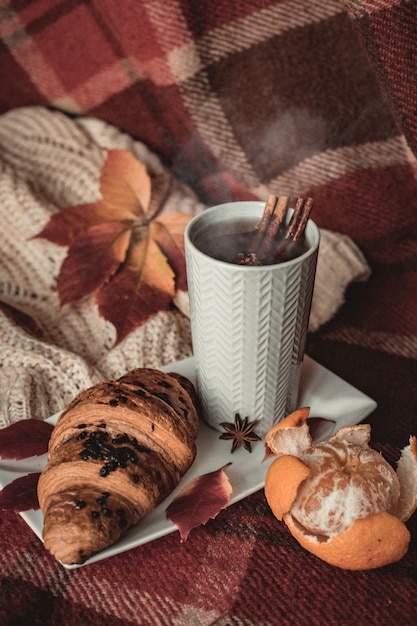 tasse de thé et biscuits