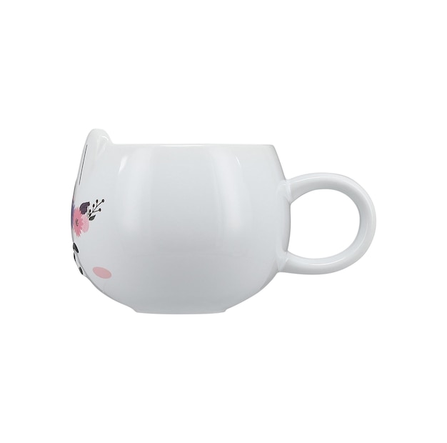 Tasse vierge pour maquette sur fond blanc isolé