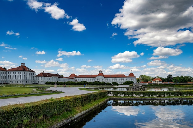 Été belle vue sur le château de munich nymphenburg