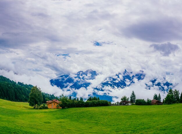 Été merveilleux Alpes