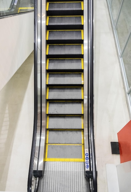 La technologie d&#39;escalator intensifie