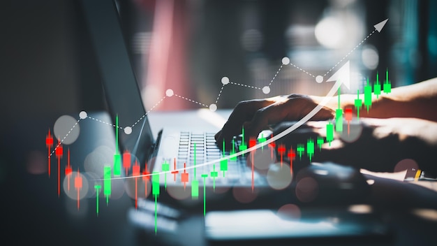 Technologie financière et idées d'investissement avec les marchés boursiers et les fonds communs de placement