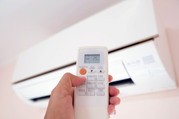 Télécommande Air conditionné à une température de 25 degrés.