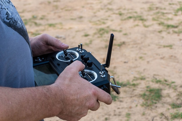 Photo télécommande radio pour le vol en avion.