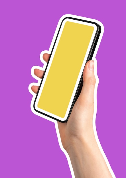 Telephone à la main Femme tenant un appareil intelligent avec écran montrant la communication numérique moderne sociale