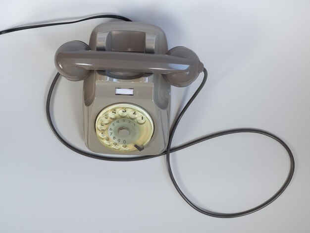 Téléphone vintage à cadran rotatif