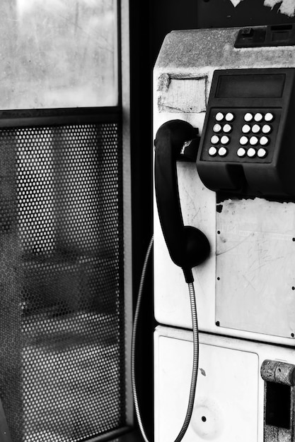 Photo téléphones payants publics dans le ton blanc (concept abandonné)