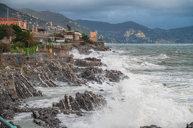 Tempête côtière à Nervi