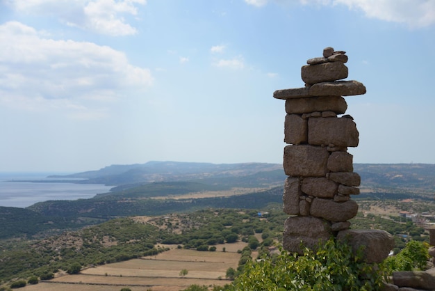 Temple d'Athéna. Ruines du temple d'Athéna dans l'ancienne ville d'Assos. Behramkale, Çanakkale,