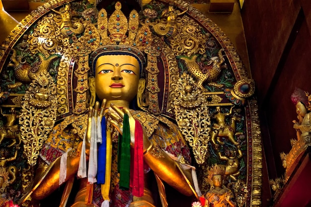 Le temple de Boudhanath, le Bouddha dans la vallée de Katmandou