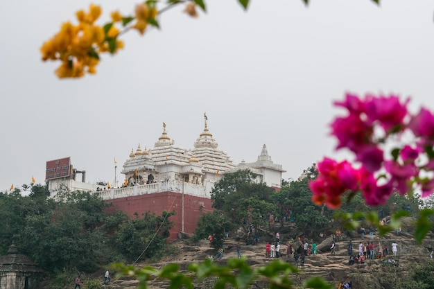 Temple Digambara Jain situé à Khandagiri Odisha