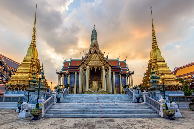 Temple du Bouddha d'Émeraude ou temple Wat Phra Kaew, Bangkok, Thaïlande