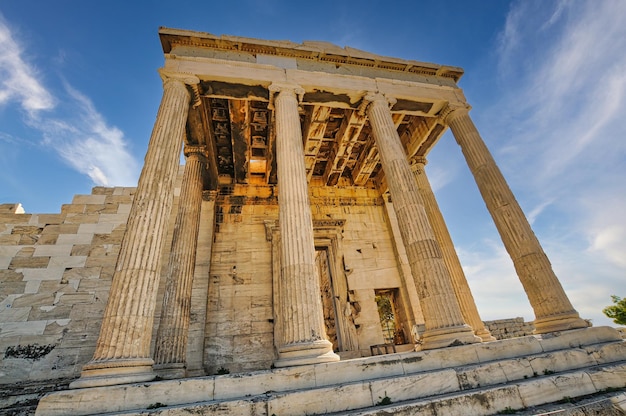 Temple d'Erechtheion dans l'Acropole d'Athènes