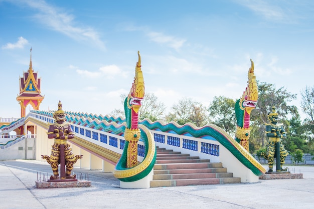 temple d&#39;escalier en Thaïlande