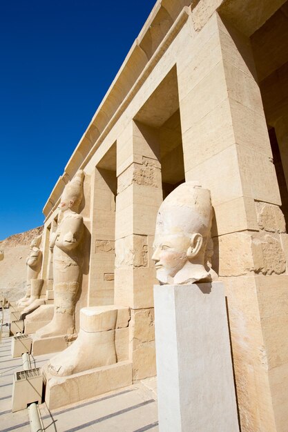 Le temple d'Hatchepsout près de Louxor en Egypte