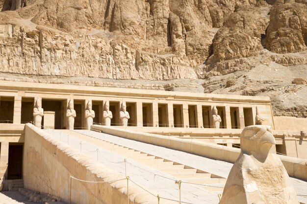 Le temple d'Hatchepsout près de Louxor en Egypte